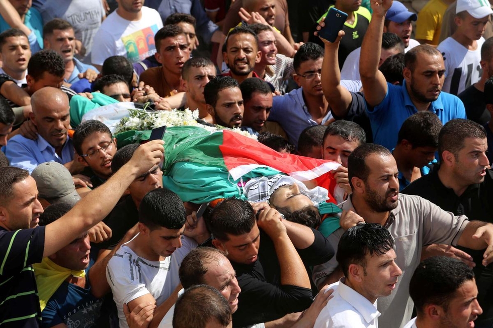 غزة تحت النار..شهداء بقصف مدفعي والاحتلال الإسرائيلي يمدد منطقة سيطرته